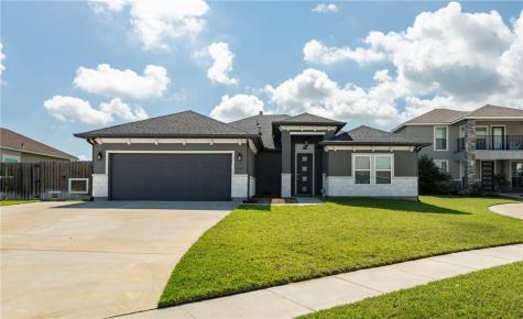 2134 Shoreline Vista Drive Corpus Christi TX 78418