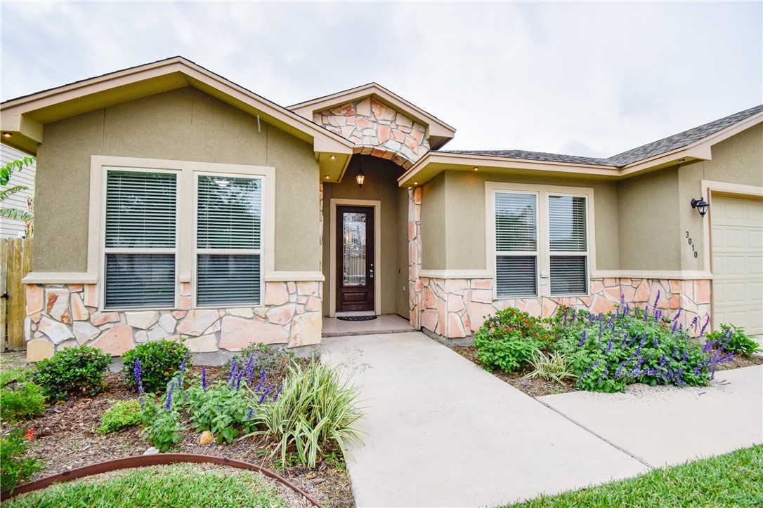 3010 Neches Drive Corpus Christi TX 78414