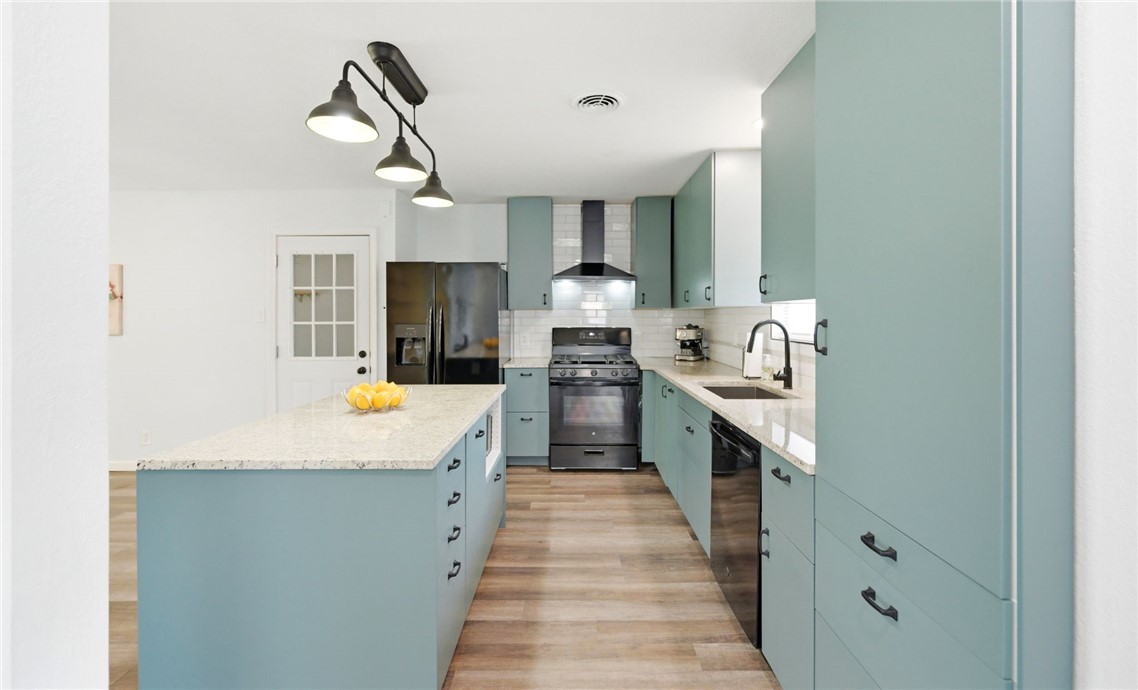 1109 Bradshaw Drive Corpus Christi TX 78412