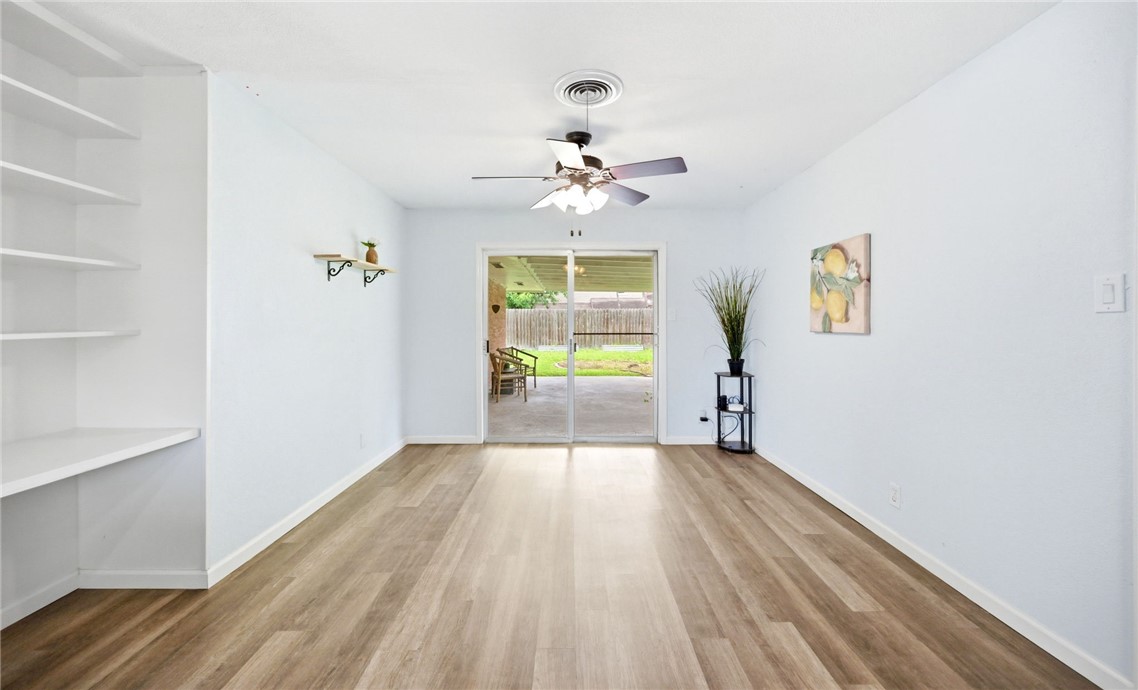 1109 Bradshaw Drive Corpus Christi TX 78412