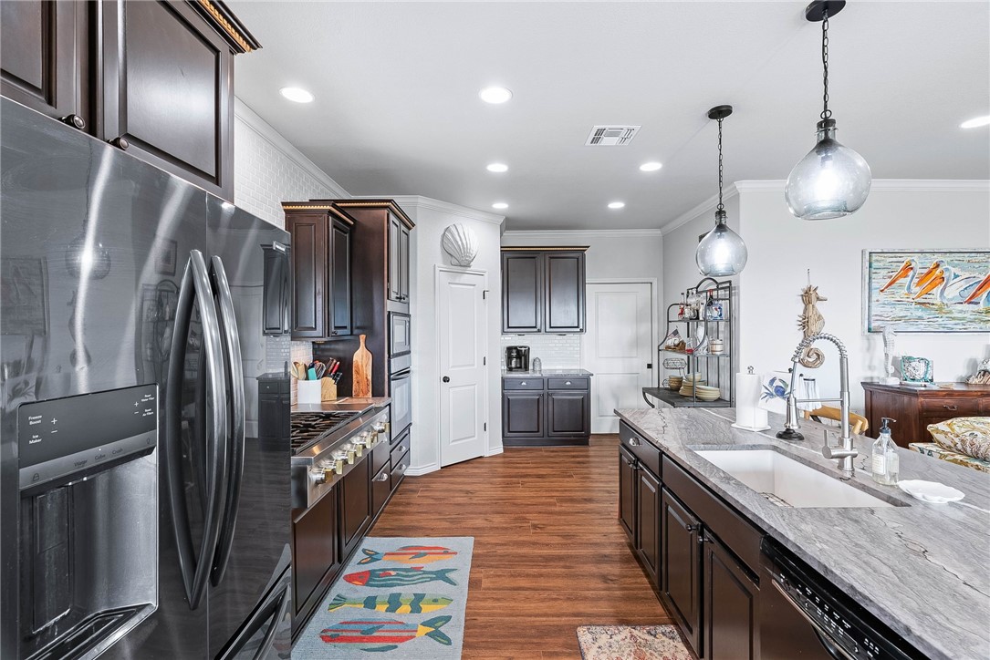 1528 S Magnolia Street Rockport TX 78382