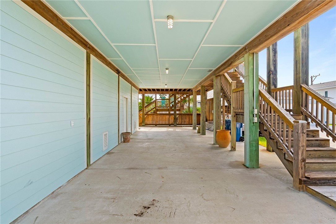1528 S Magnolia Street Rockport TX 78382