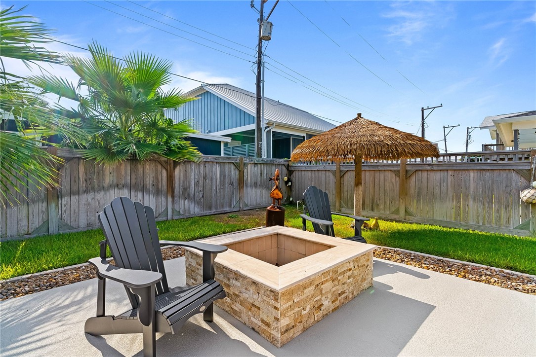 1528 S Magnolia Street Rockport TX 78382