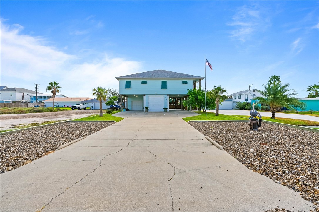 1528 S Magnolia Street Rockport TX 78382
