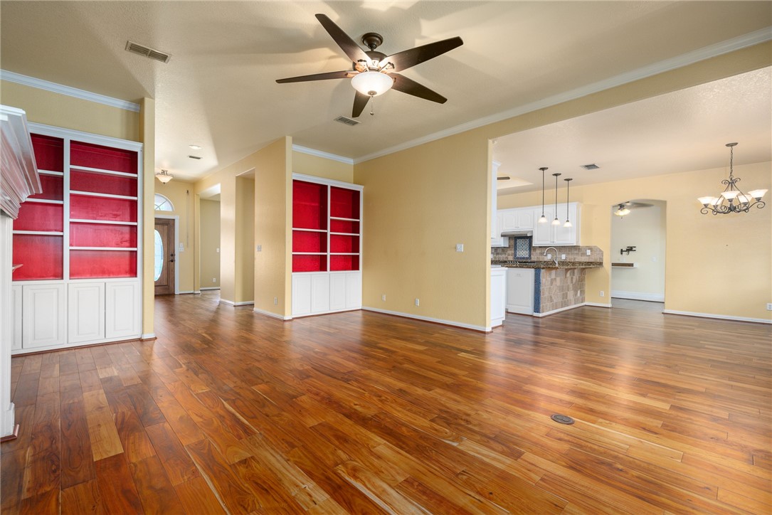 302 Cherry Hills Drive Rockport TX 78382
