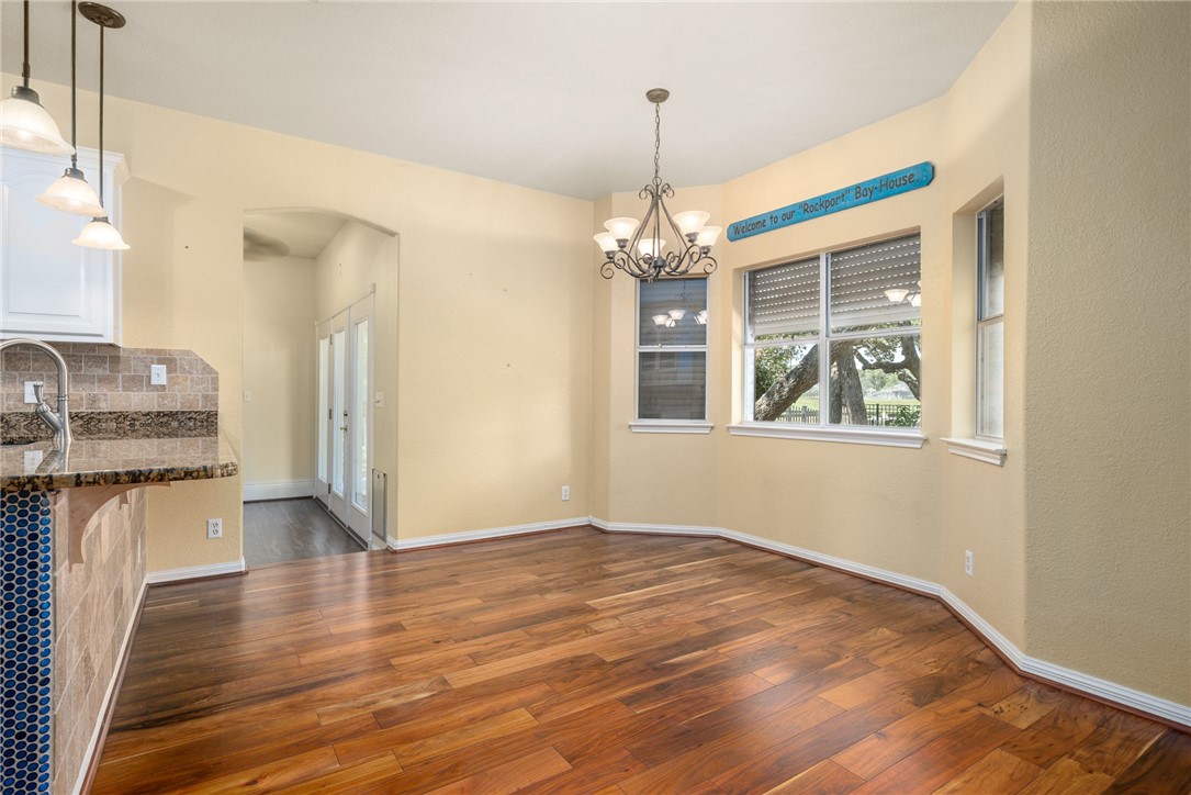 302 Cherry Hills Drive Rockport TX 78382