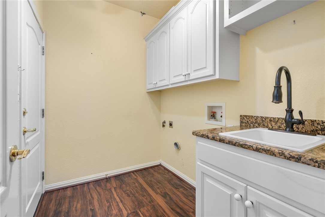 302 Cherry Hills Drive Rockport TX 78382