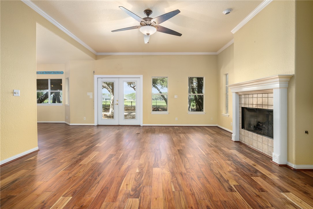 302 Cherry Hills Drive Rockport TX 78382