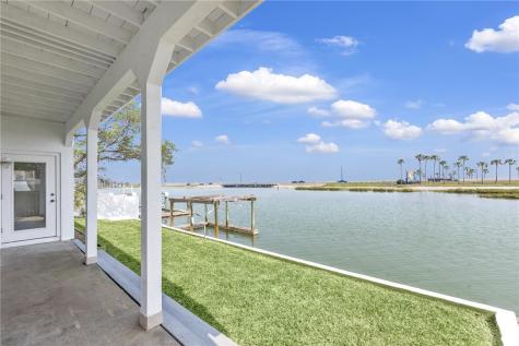 13704 Suntan Avenue Corpus Christi TX 78418