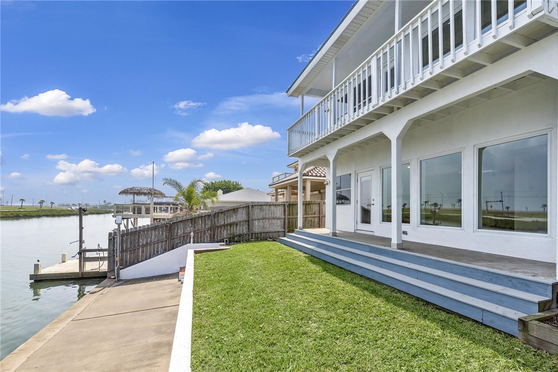 13704 Suntan Avenue Corpus Christi TX 78418