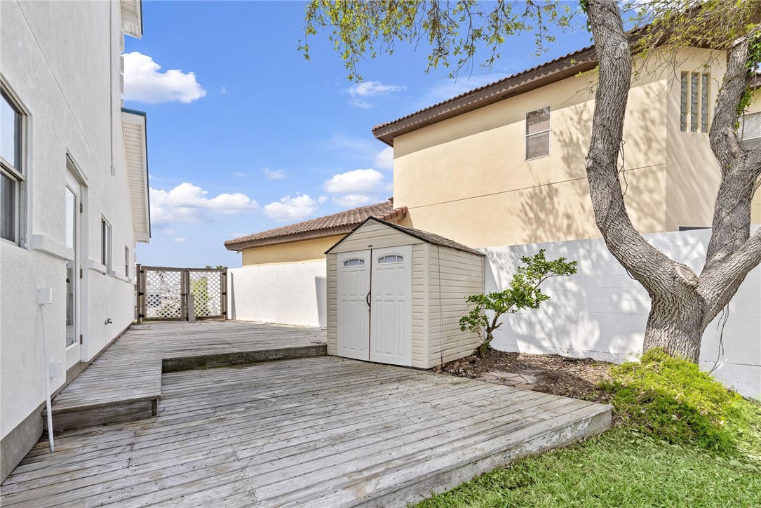 13704 Suntan Avenue Corpus Christi TX 78418