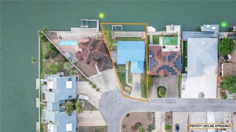 13704 Suntan Avenue Corpus Christi TX 78418