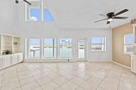 13704 Suntan Avenue Corpus Christi TX 78418