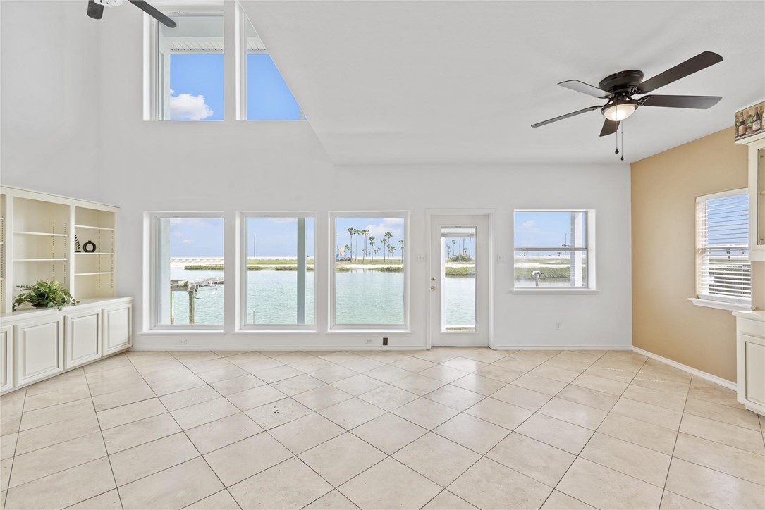13704 Suntan Avenue Corpus Christi TX 78418