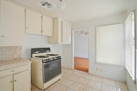 3633 Chestnut Street Corpus Christi TX 78411