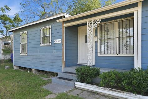 3633 Chestnut Street Corpus Christi TX 78411