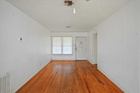 3633 Chestnut Street Corpus Christi TX 78411