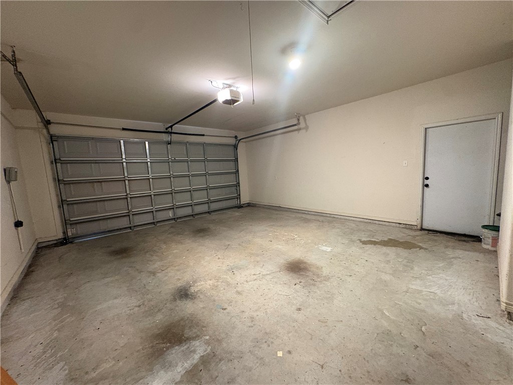 6805 Sir Moses Place Corpus Christi TX 78414