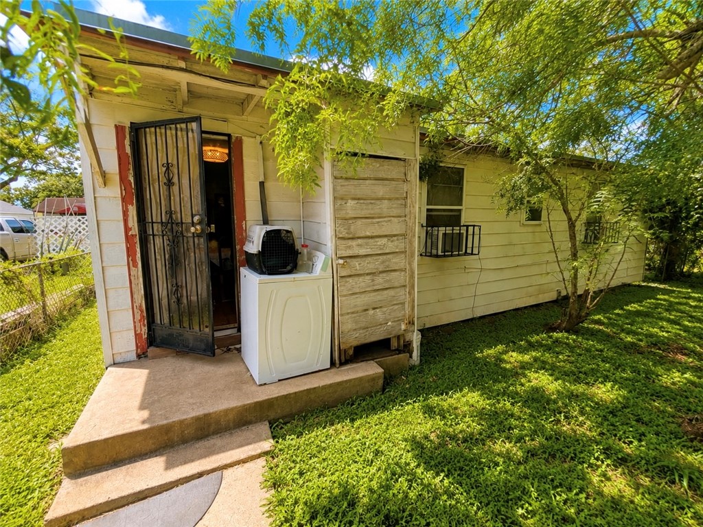 4613 Valdez Drive Corpus Christi TX 78416