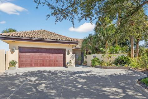 2303 Edgewater Court Rockport TX 78382