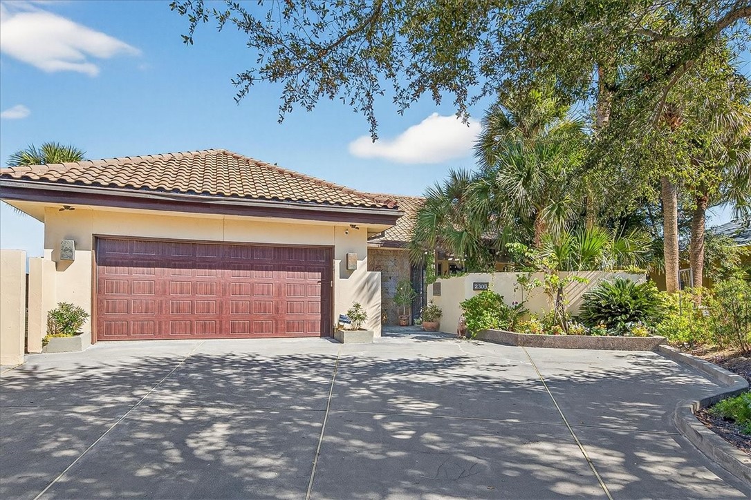 2303 Edgewater Court Rockport TX 78382