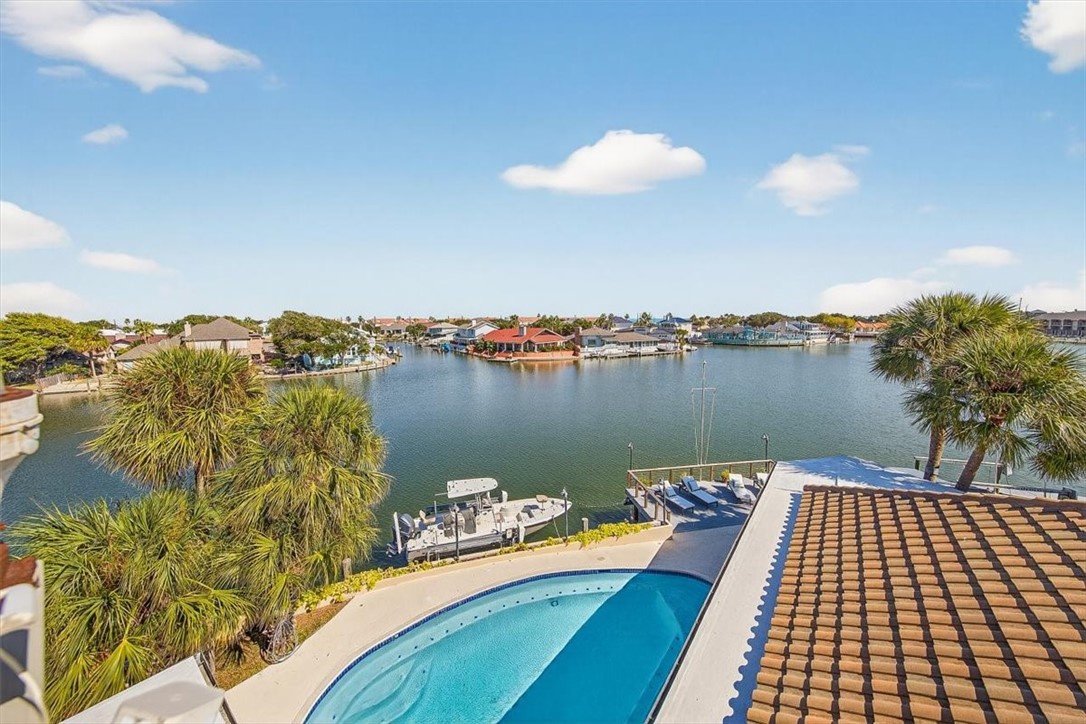 2303 Edgewater Court Rockport TX 78382