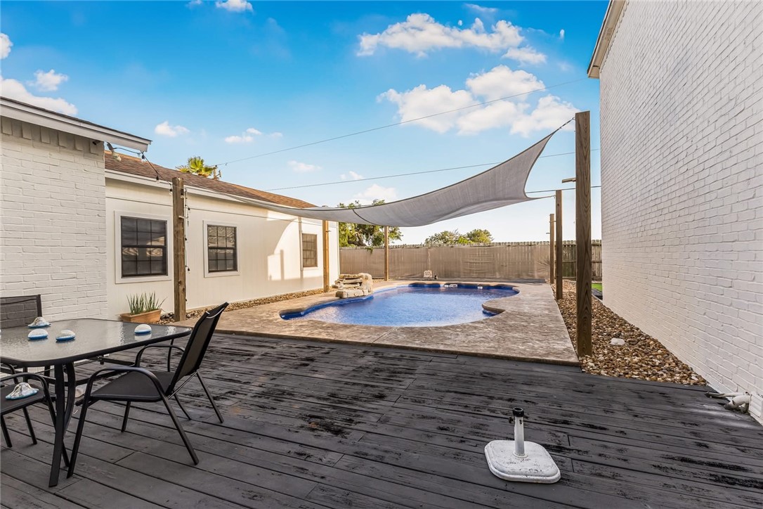 2125 Riata Drive Corpus Christi TX 78418