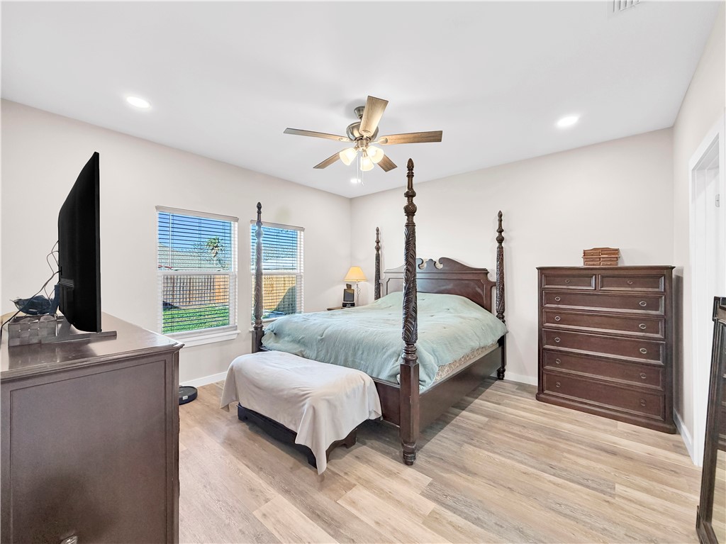 446 Valerie Street Corpus Christi TX 78418