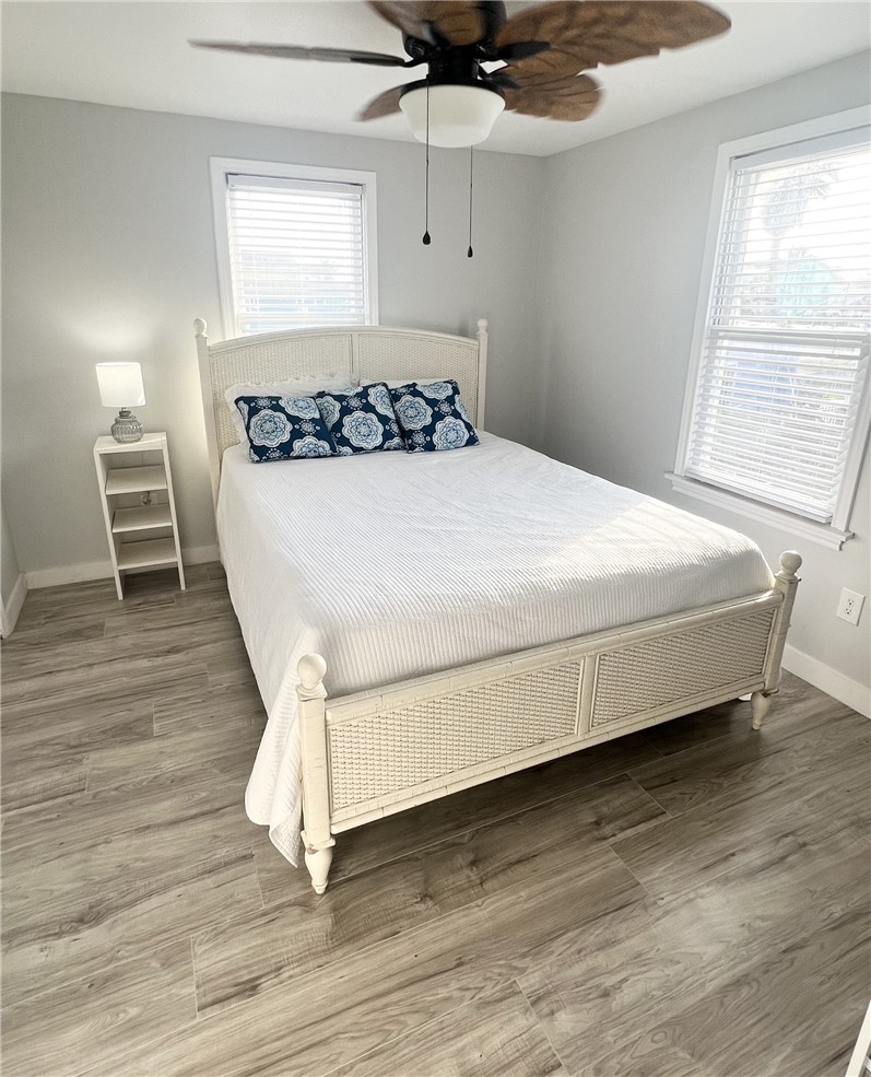 417 W Avenue A Port Aransas TX 78373