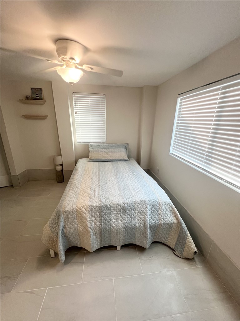 417 W Avenue A Port Aransas TX 78373