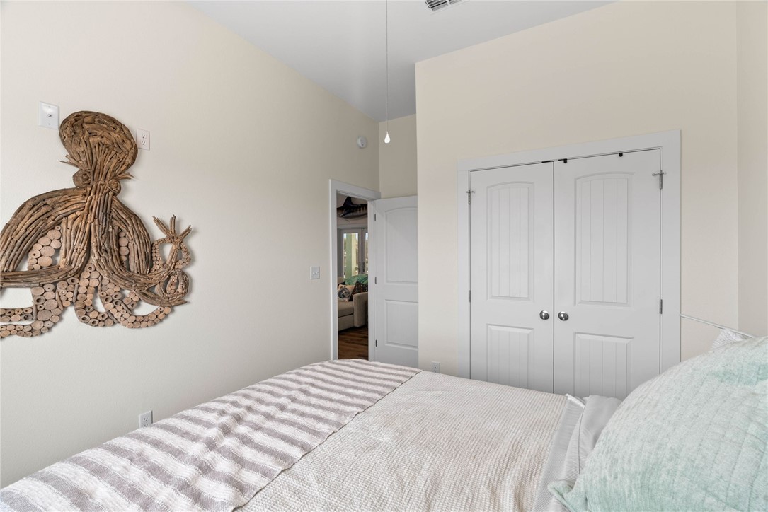 175 Paradise Drive Rockport TX 78382