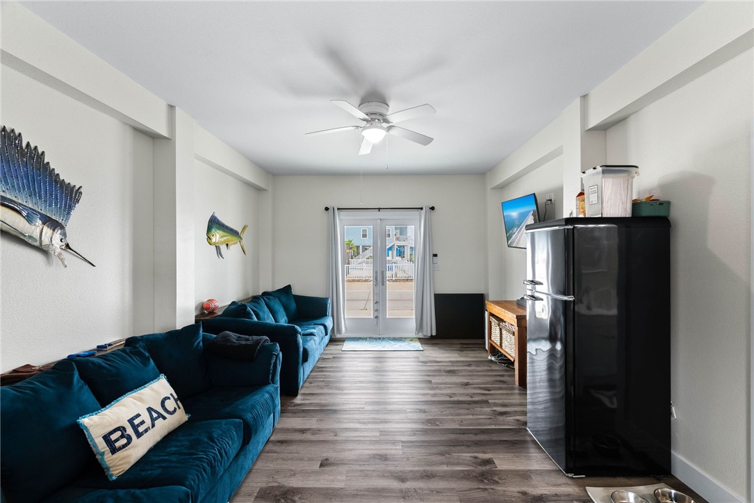 175 Paradise Drive Rockport TX 78382