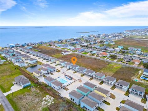 175 Paradise Drive Rockport TX 78382