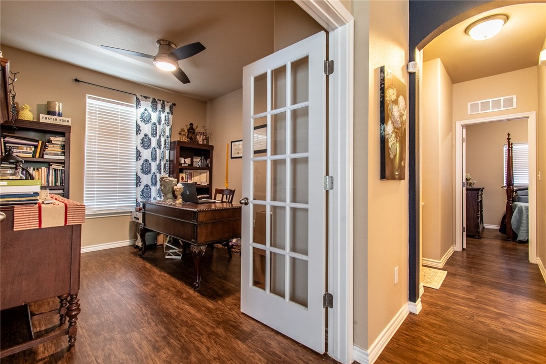 7426 Russ Corpus Christi TX 78414