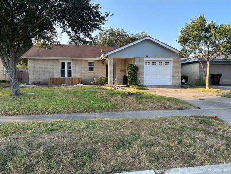 1525 E Warren Avenue Kingsville TX 78363