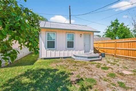 328 Del Mar Boulevard Corpus Christi TX 78404