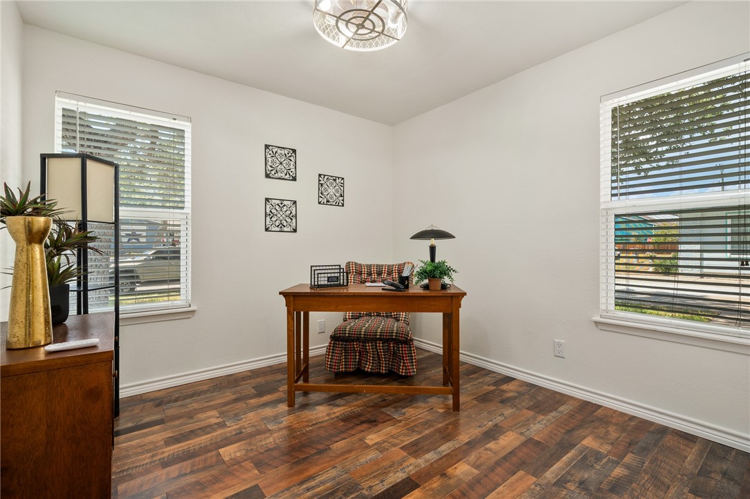 1906 Cochran Rockport TX 78382