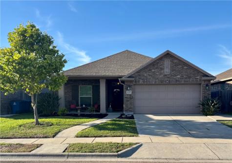 2220 Mangrove Drive Portland TX 78374