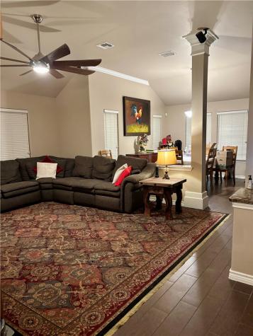 2220 Mangrove Drive Portland TX 78374