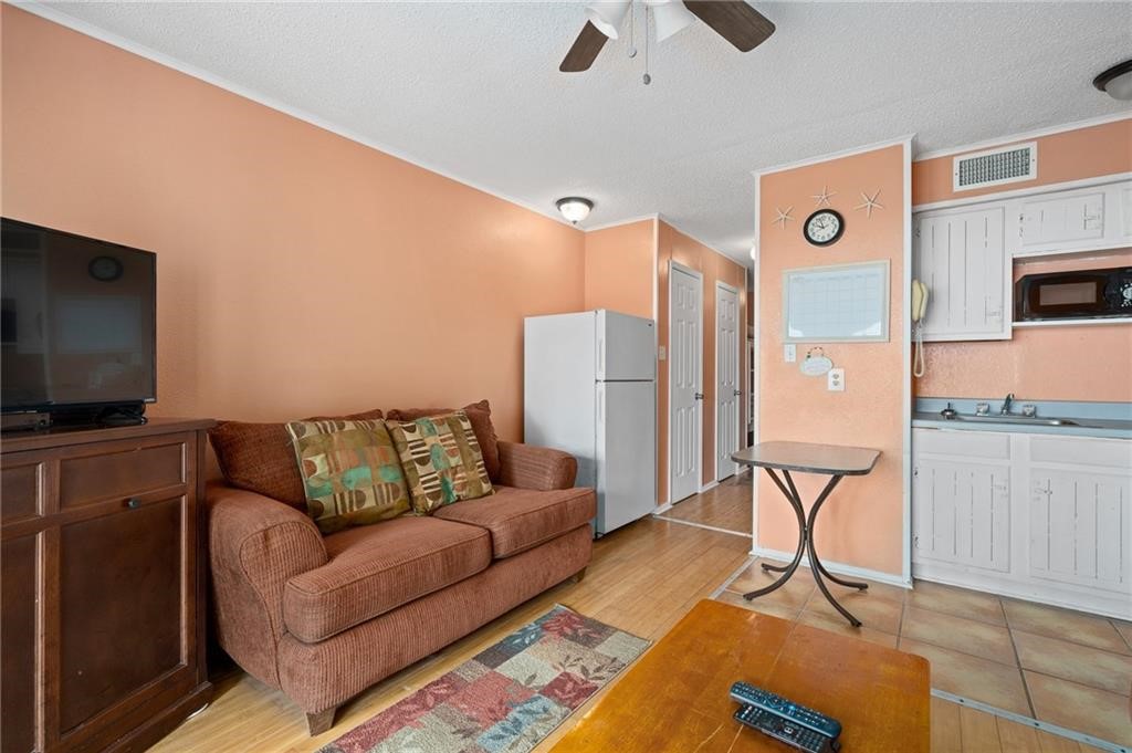 3938 Surfside Boulevard 3111 Corpus Christi TX 78402