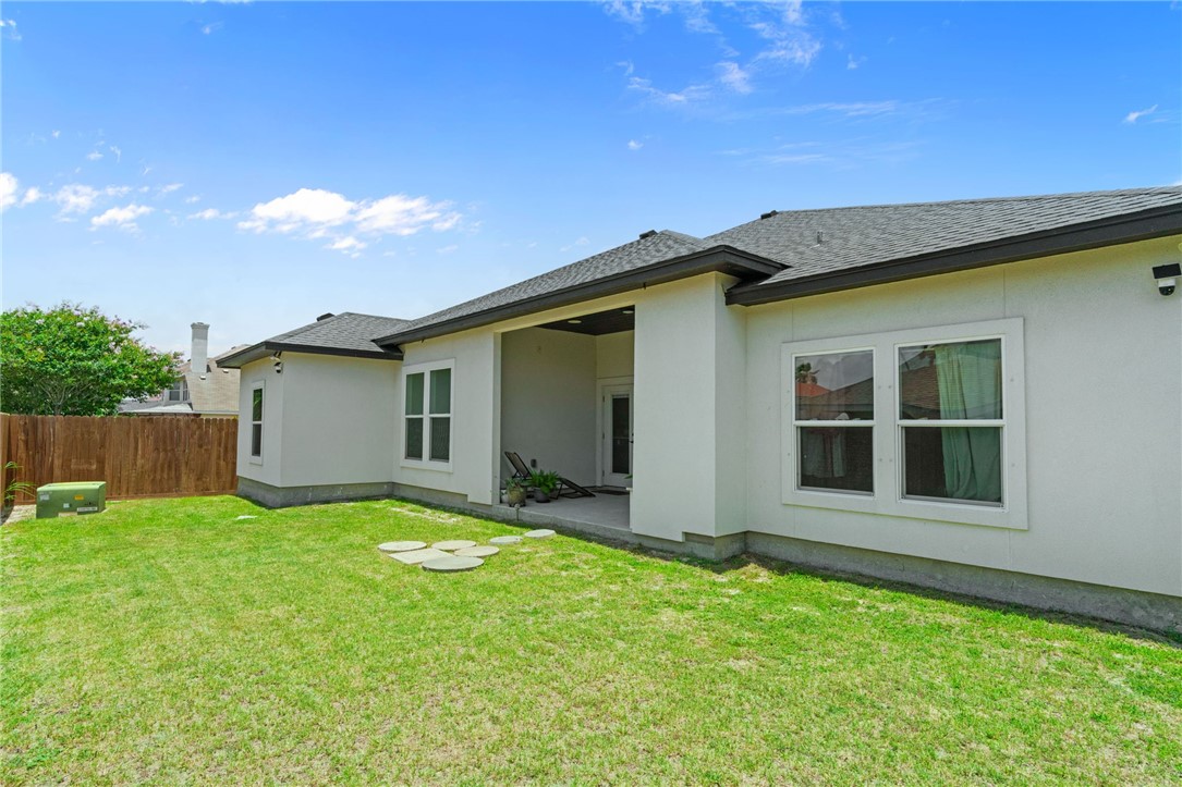 13833 Hawksnest Bay Drive Corpus Christi TX 78418