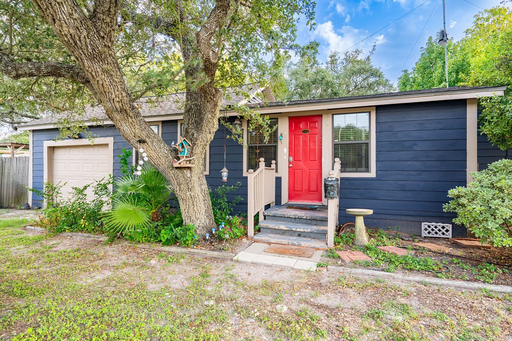 924 N Terry Street Rockport TX 78382