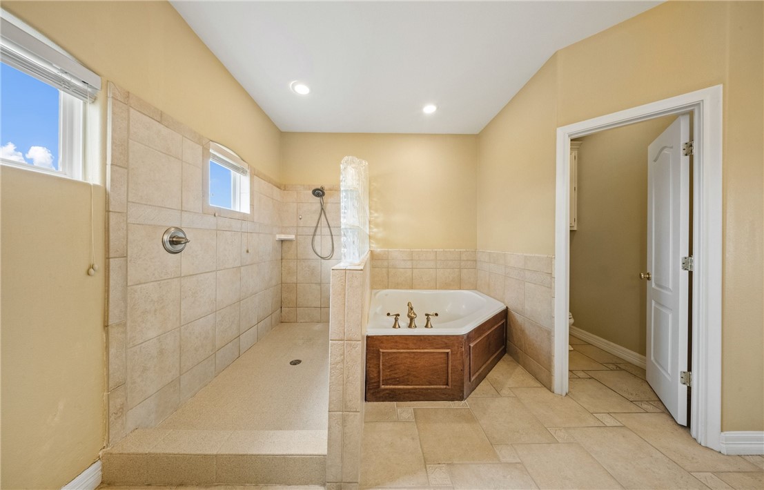 6001 King Trail Corpus Christi TX 78414