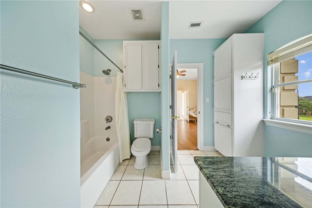 6001 King Trail Corpus Christi TX 78414