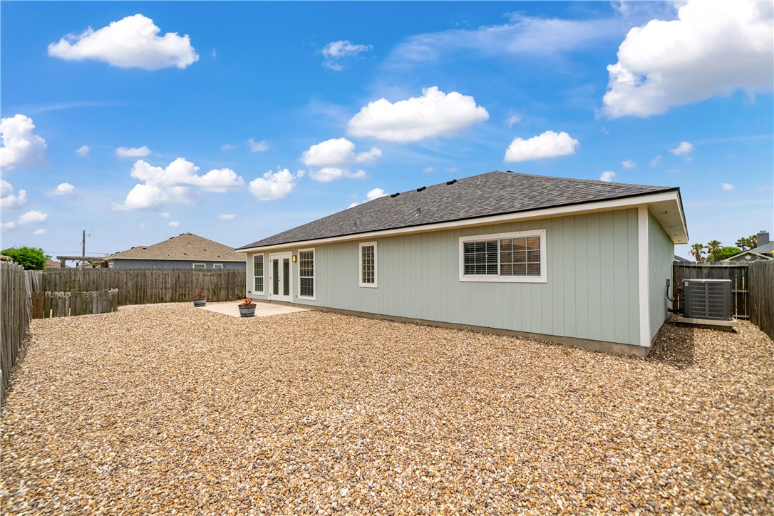 15738 Escapade Street Corpus Christi TX 78418