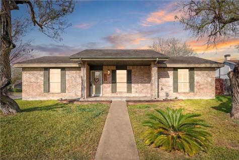 5901 Shadow Wood Drive Corpus Christi TX 78415