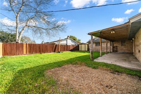 5901 Shadow Wood Drive Corpus Christi TX 78415