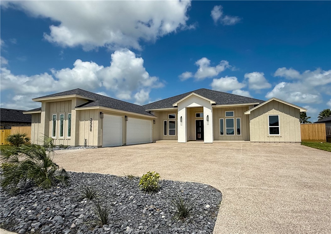 2598 Atlantic View Corpus Christi TX 78415