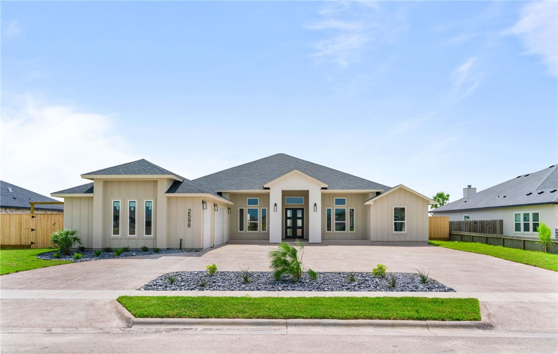 2598 Atlantic View Corpus Christi TX 78415