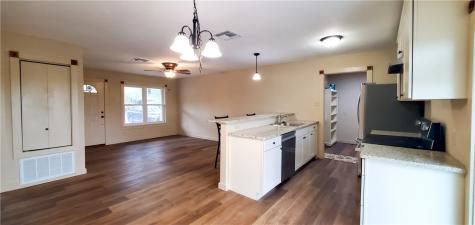 1404 Yellowstone Drive Beeville TX 78102